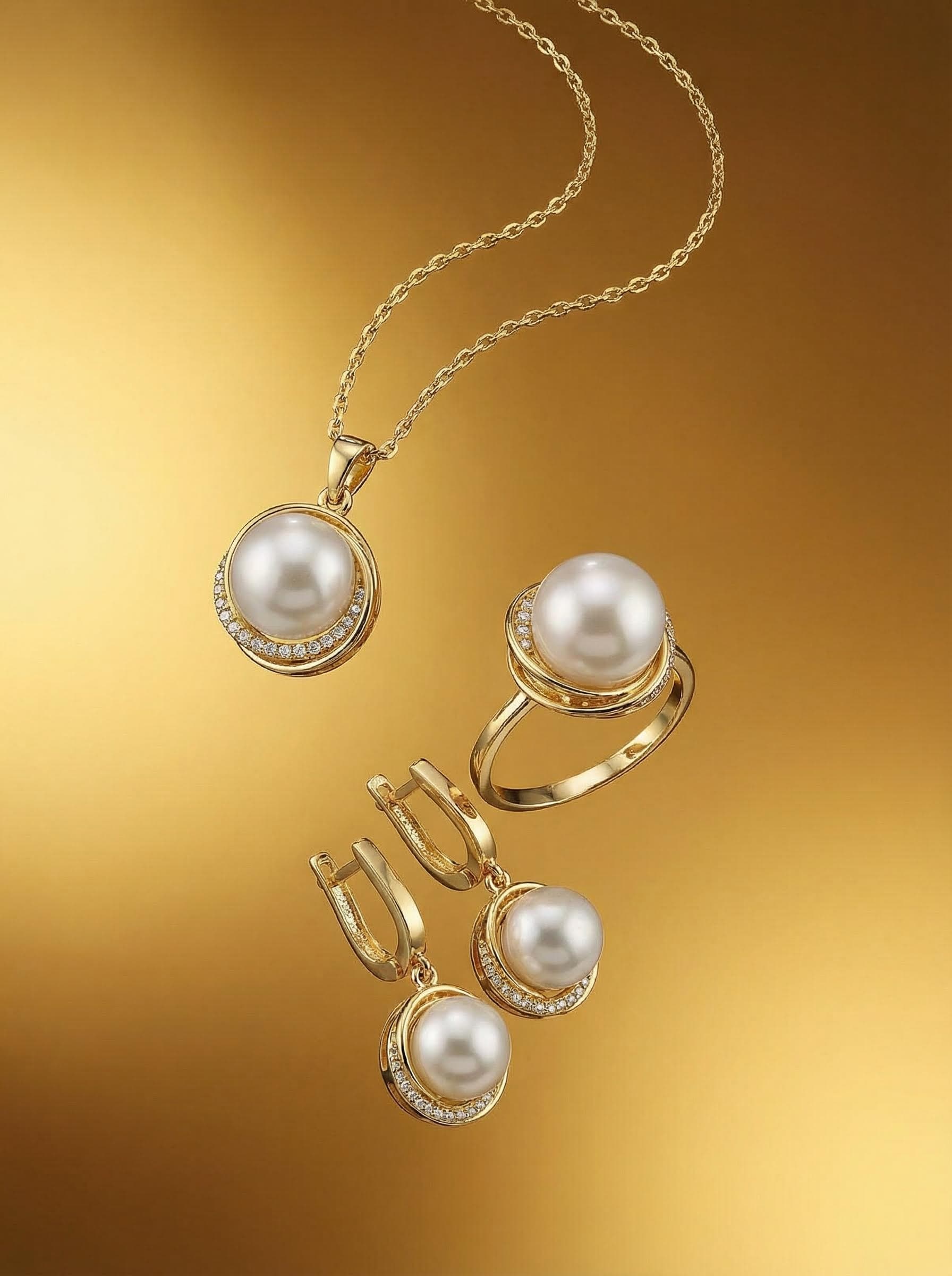 Elegant Gold and Pearl Jewelry Floating Set