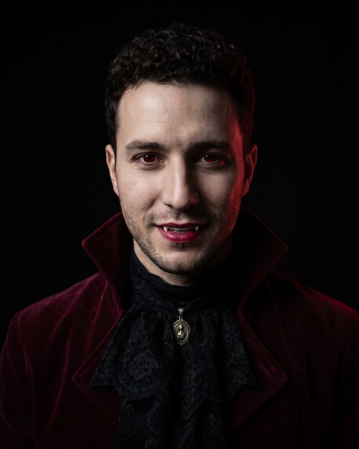 Why One Candle Reads as Vampire: The Gothic Portrait Look Explained
